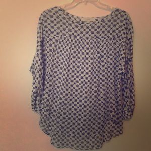 💵 LOFT Lightweight Navy Patterned Top